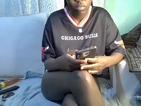 Caryyyl online show from January 15, 7:13 am