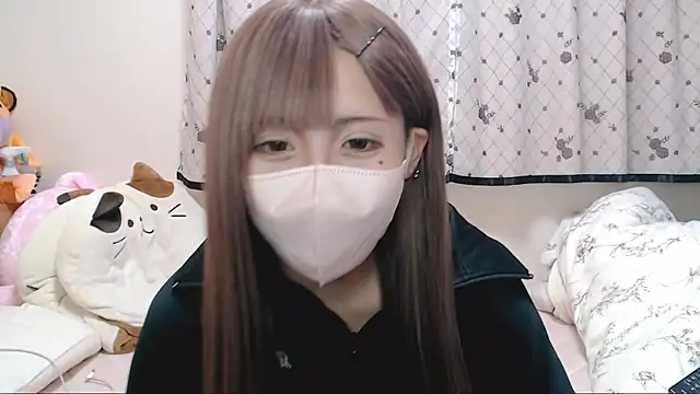  hiyor  online show from October 31, 5:25 pm