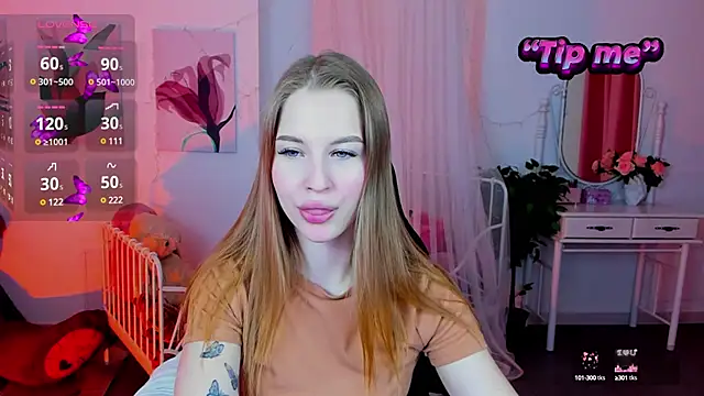 CuteMousee online show from January 9, 9:06 am