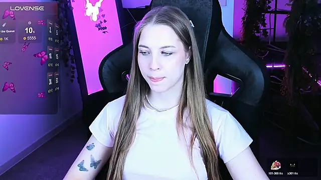 CuteMousee online show from October 25, 5:37 am