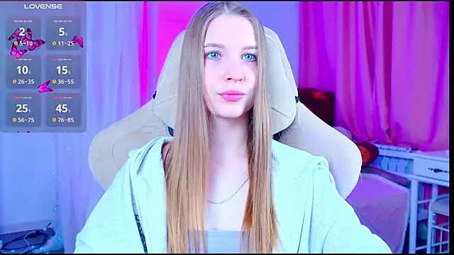 CuteMousee online show from April 5, 8:44 am