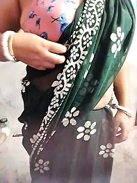 Snapshot of Priya-bhabi012 chatting on October 30, 8:27 am Priya-bhabi012 online show from October 30, 8:27 am