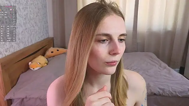 HalieCross online show from February 11, 9:31 am