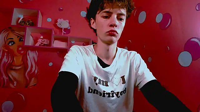 LukeSweet online show from December 4, 11:08 am