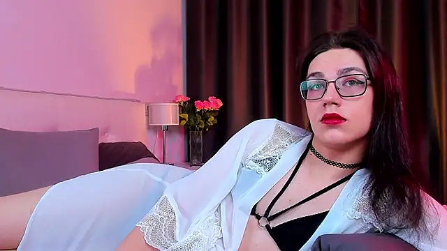 Alfreda Mills online show from February 7, 9:04 pm