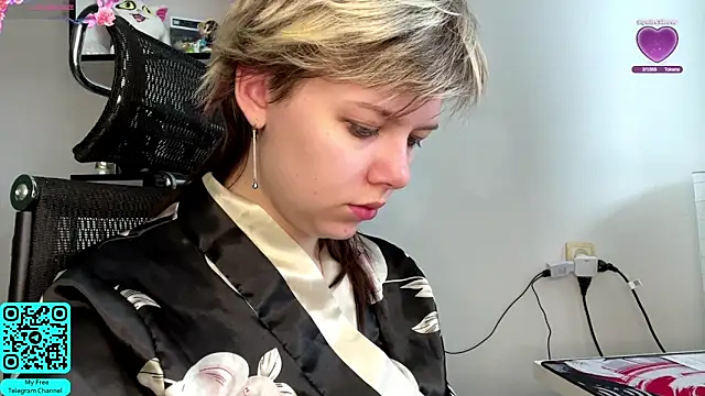 EngelAlman online show from March 1, 7:10 am