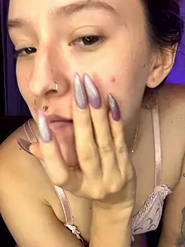 Ginger Foxy online show from April 11, 7:51 pm