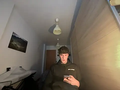 Snapshot of Pablogn24 chatting on February 9, 5:33 pm Pablogn24 online show from February 9, 5:33 pm