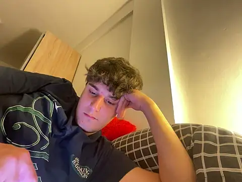 Snapshot of Pablogn24 chatting on December 19, 11:34 pm Pablogn24 online show from December 19, 11:34 pm