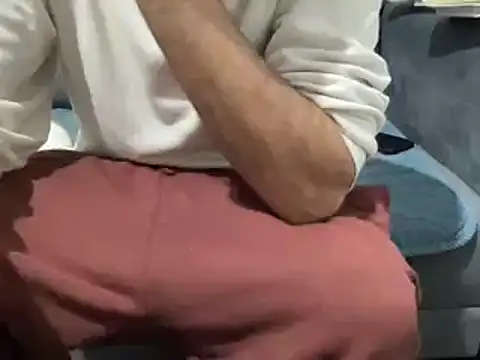 4small4inchlol online show from December 31, 6:02 pm