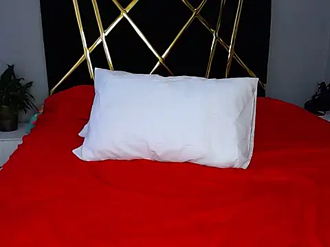 MissBigNipples online show from October 3, 4:53 am