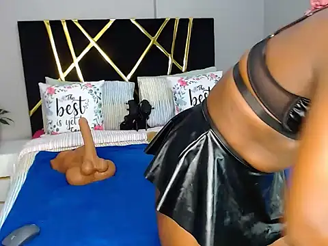 MissBigNipples online show from October 12, 3:27 am