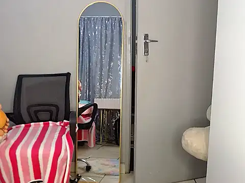 MissBigNipples online show from January 11, 3:00 am