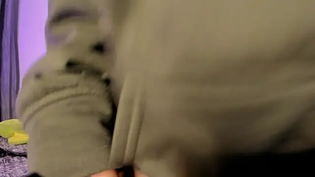 Snapshot of samara_jonness chatting on January 25, 3:30 am samara jonness online show from January 25, 3:30 am