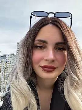 SandraCarter online show from March 15, 7:09 am