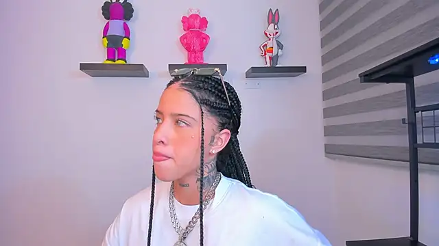 Gangster Girl online show from October 1, 2:06 am