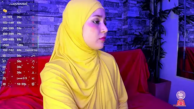 Snapshot of SamiQuest chatting on March 5, 4:02 am SamiQuest online show from March 5, 4:02 am