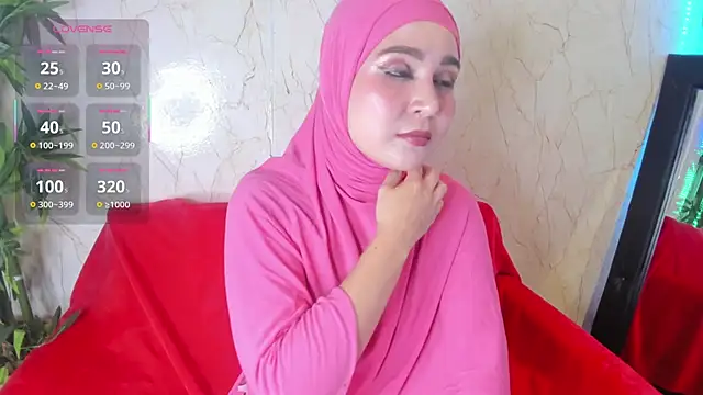 Snapshot of SamiQuest chatting on September 10, 4:12 am SamiQuest online show from September 10, 4:12 am