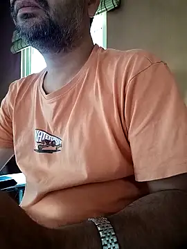 Snapshot of daddy_indian chatting on January 19, 4:16 am daddy indian online show from January 19, 4:16 am