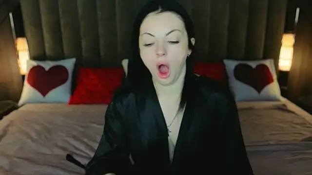 Daisy Delight online show from March 4, 5:13 am