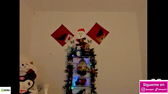 Snapshot of meganthompsonn22 chatting on November 24, 12:43 am meganthompsonn22 online show from November 24, 12:43 am