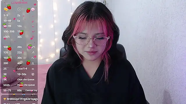 mixie cute online show from January 19, 9:34 pm