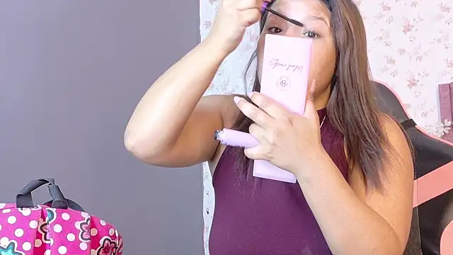 AvrillThomas online show from October 19, 3:12 pm