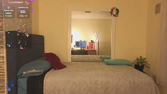 cameron cum online show from March 25, 10:10 am