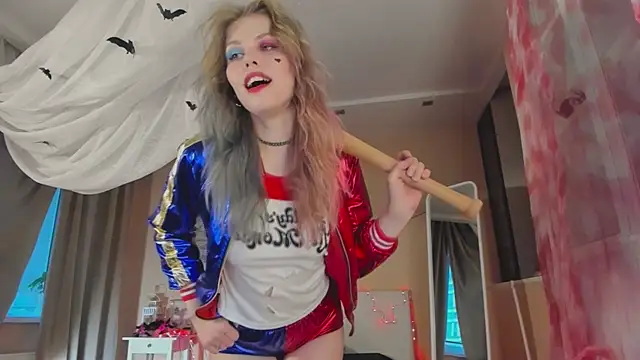 Snapshot of ass_latte chatting on November 1, 6:15 am ass latte online show from November 1, 6:15 am