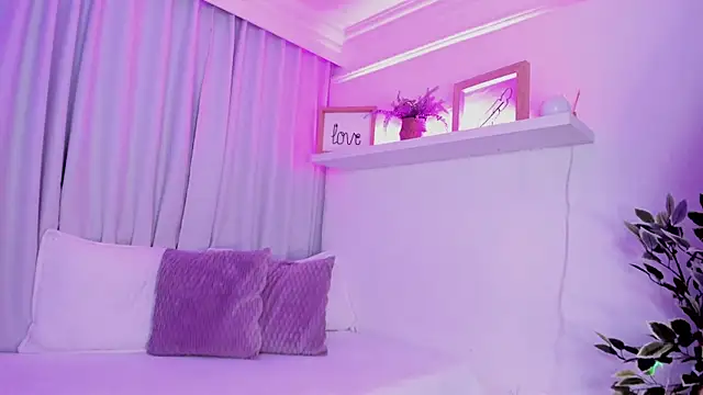 Snapshot of susyy7 chatting on November 9, 7:34 pm susyy7 online show from November 9, 7:34 pm