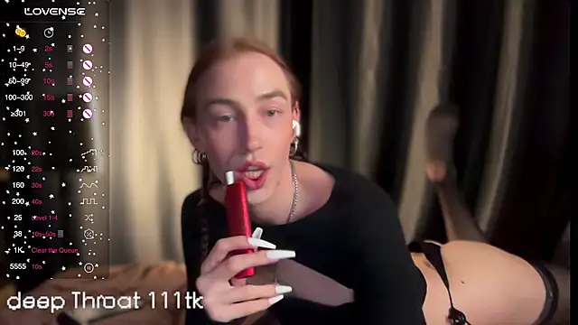 Snapshot of Avril_Pearly_ chatting on January 18, 9:55 pm Avril Pearly online show from January 18, 9:55 pm