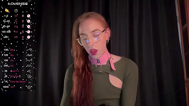 Snapshot of Avril_Pearly_ chatting on September 19, 10:38 am Avril Pearly online show from September 19, 10:38 am