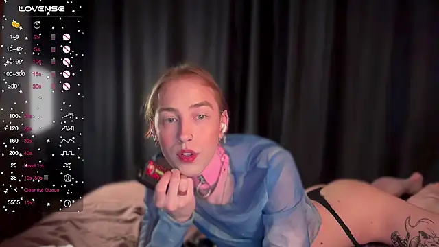 Snapshot of Avril_Pearly_ chatting on October 7, 12:02 pm Avril Pearly online show from October 7, 12:02 pm