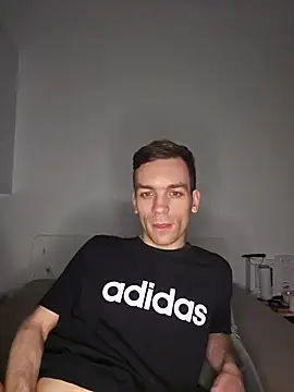 Snapshot of nickdtr chatting on December 15, 6:48 pm nickdtr online show from December 15, 6:48 pm