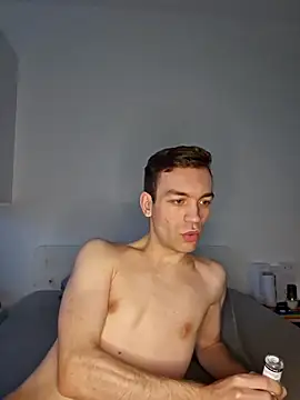 Snapshot of nickdtr chatting on December 22, 1:44 pm nickdtr online show from December 22, 1:44 pm