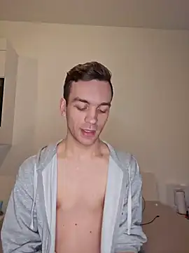 Snapshot of nickdtr chatting on December 23, 3:55 pm nickdtr online show from December 23, 3:55 pm