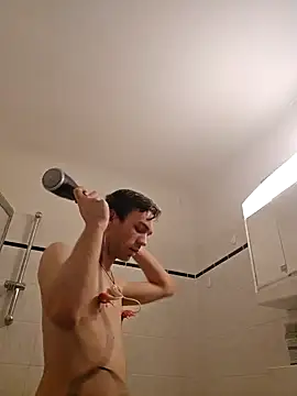 Snapshot of nickdtr chatting on January 11, 12:33 am nickdtr online show from January 11, 12:33 am