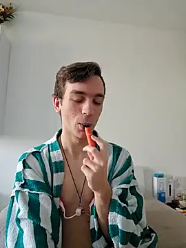 Snapshot of nickdtr chatting on January 29, 2:32 pm nickdtr online show from January 29, 2:32 pm