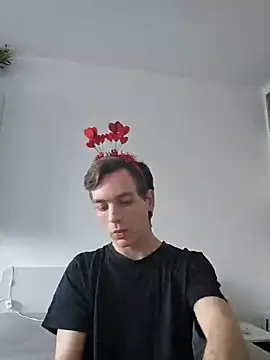 Snapshot of nickdtr chatting on February 10, 1:55 pm nickdtr online show from February 10, 1:55 pm