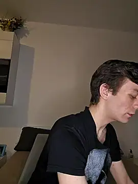 Snapshot of nickdtr chatting on February 10, 8:21 pm nickdtr online show from February 10, 8:21 pm