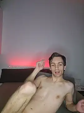 Snapshot of nickdtr chatting on February 13, 5:11 pm nickdtr online show from February 13, 5:11 pm