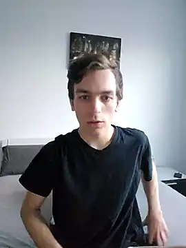 Snapshot of nickdtr chatting on February 20, 4:03 pm nickdtr online show from February 20, 4:03 pm