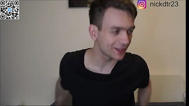 Snapshot of nickdtr chatting on March 2, 11:53 pm nickdtr online show from March 2, 11:53 pm