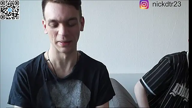 Snapshot of nickdtr chatting on March 7, 2:56 pm nickdtr online show from March 7, 2:56 pm