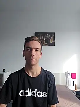 Snapshot of nickdtr chatting on September 13, 9:09 am nickdtr online show from September 13, 9:09 am