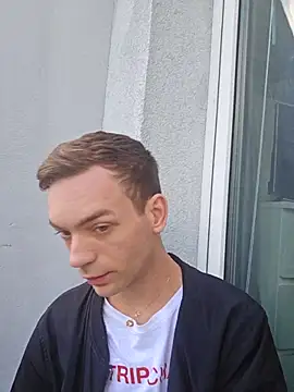 Snapshot of nickdtr chatting on October 2, 12:34 pm nickdtr online show from October 2, 12:34 pm