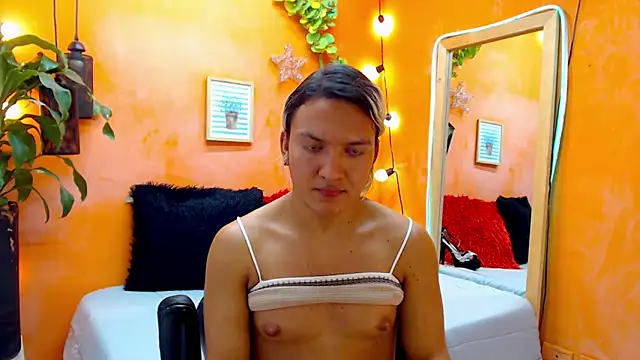 aslyhernandez 7 online show from January 3, 8:54 pm