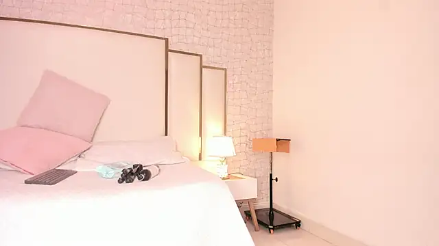 Victoriaa millers online show from March 13, 3:22 am