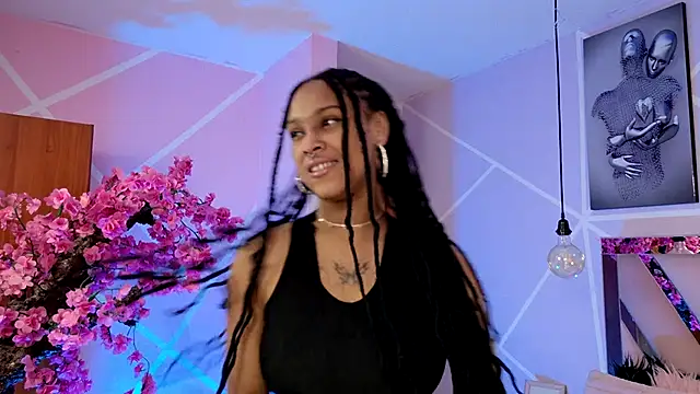 Elith noa online show from November 25, 7:47 pm