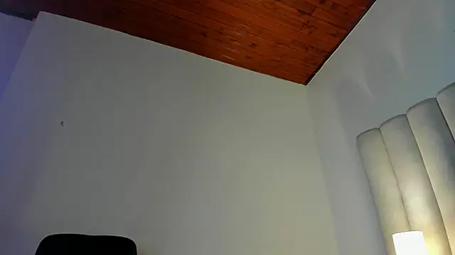 Snapshot of briannajackson_ chatting on February 20, 11:20 am briannajackson  online show from February 20, 11:20 am